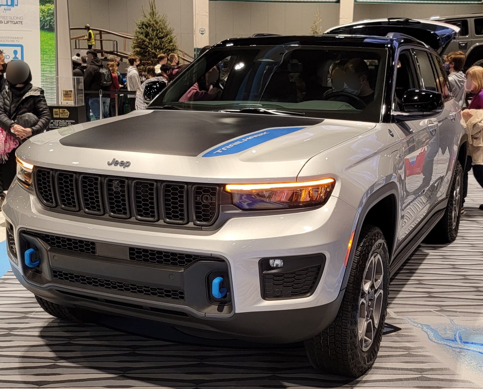Jeep Grand Cherokee 4xe 2025 — купить, цена