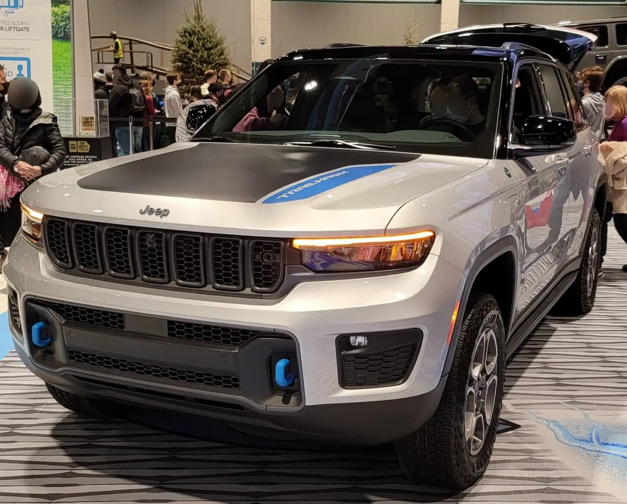 Jeep Grand Cherokee 4xe 2025 — купить, цена