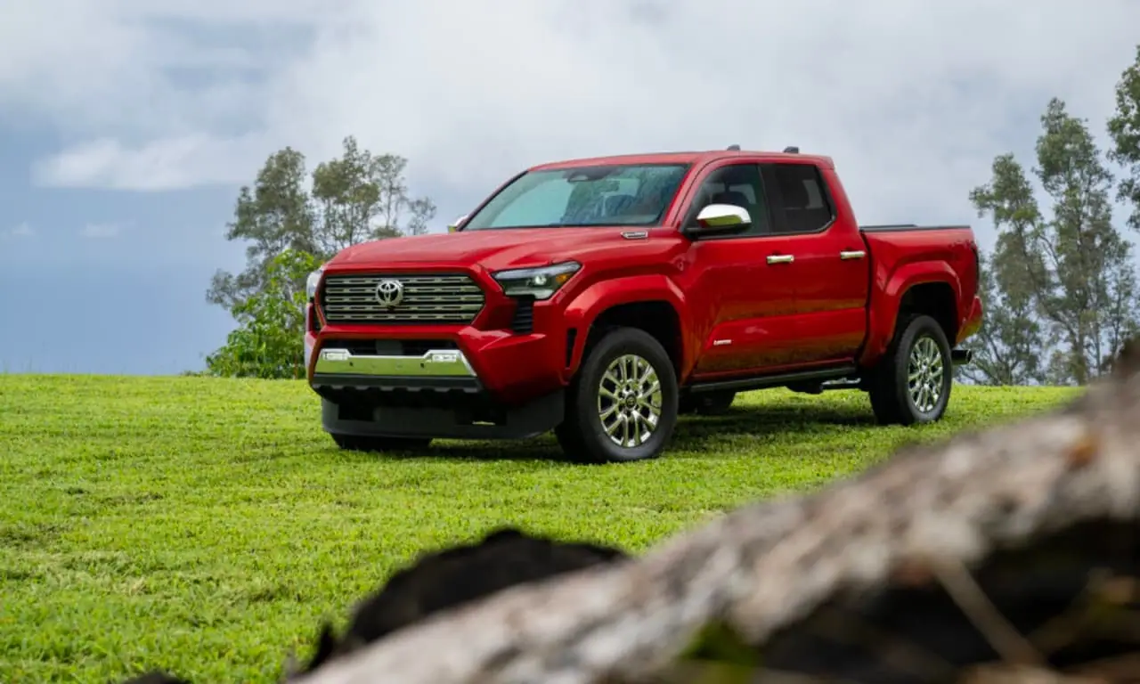 Toyota Tacoma 2025 — купить, цена